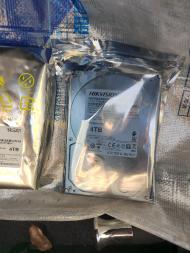 海康威视全新硬盘4T